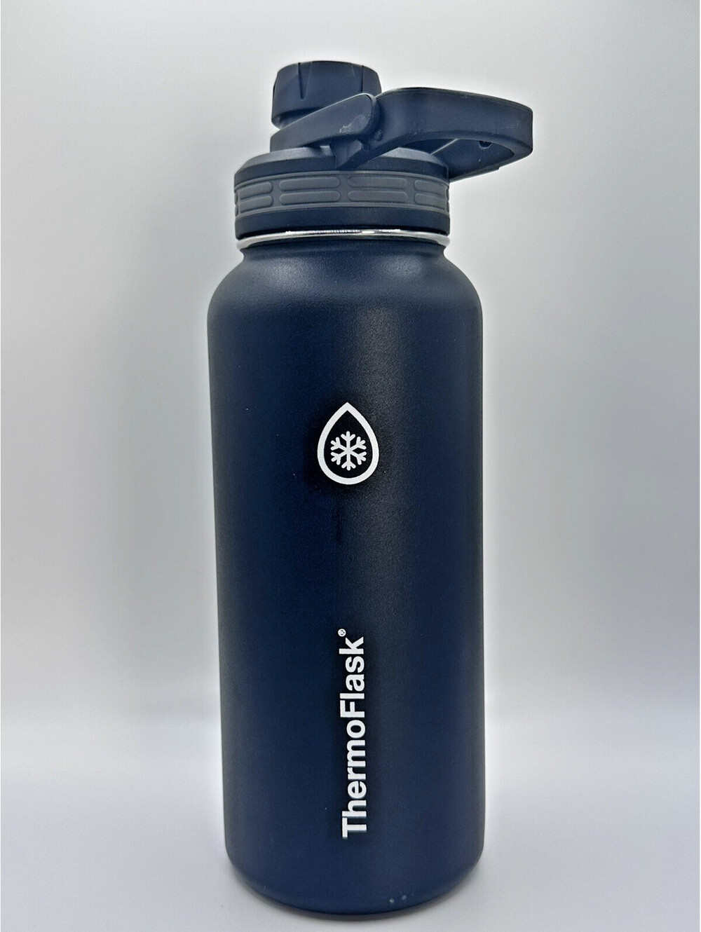 ThermoFlask  Stainless Steel Insulated Water Bottle Black With Lid 32oz